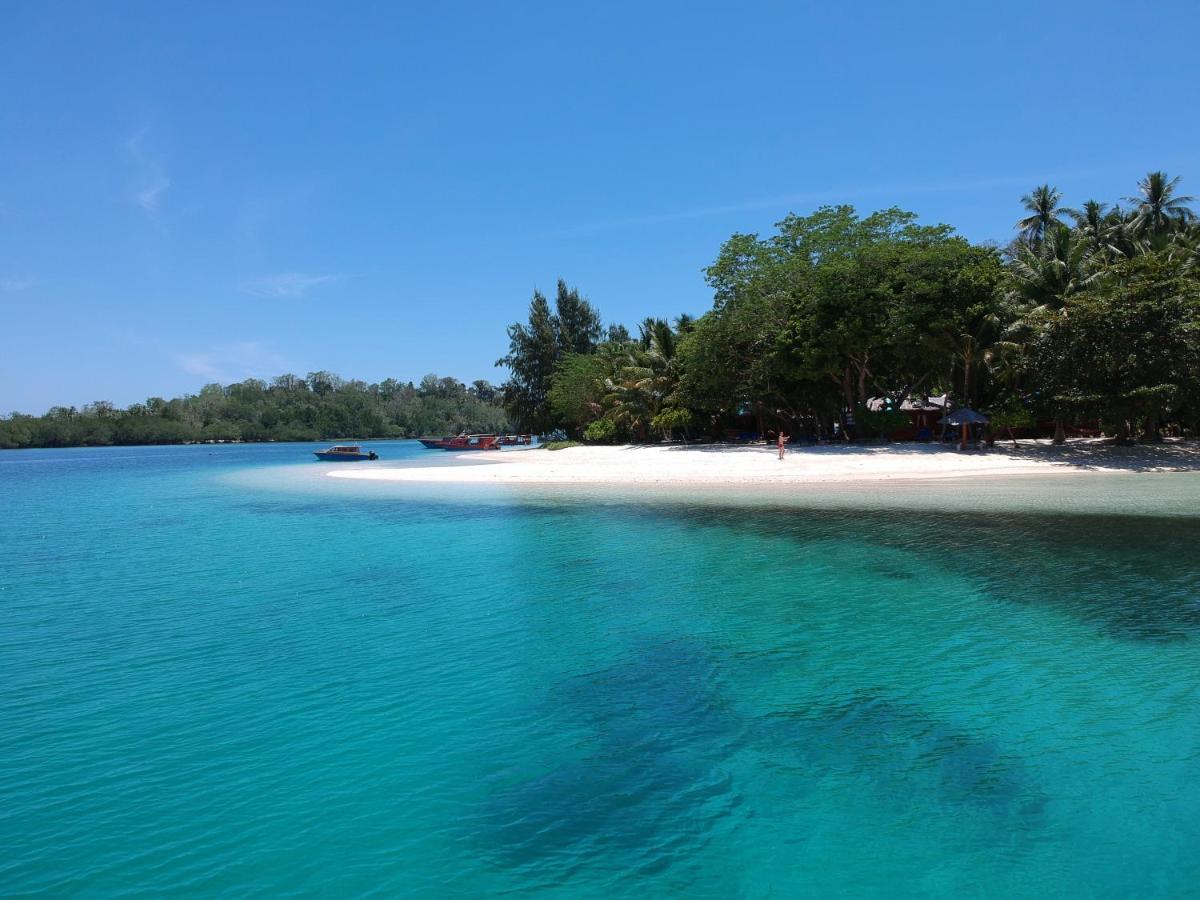 Blue Bay Divers Likupang Bangka Exterior foto