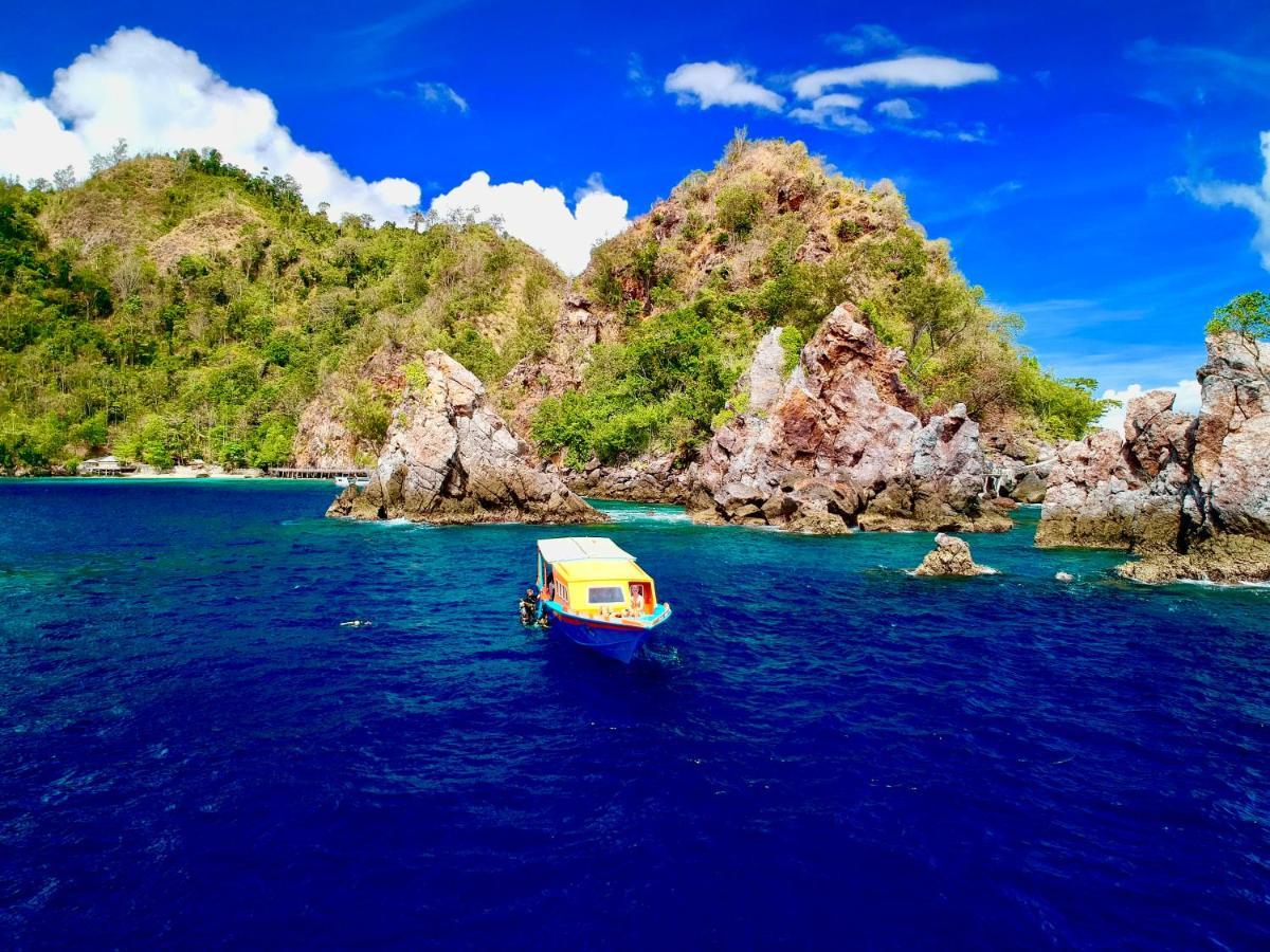 Blue Bay Divers Likupang Bangka Exterior foto