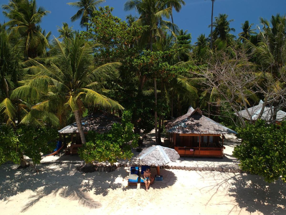 Blue Bay Divers Likupang Bangka Exterior foto