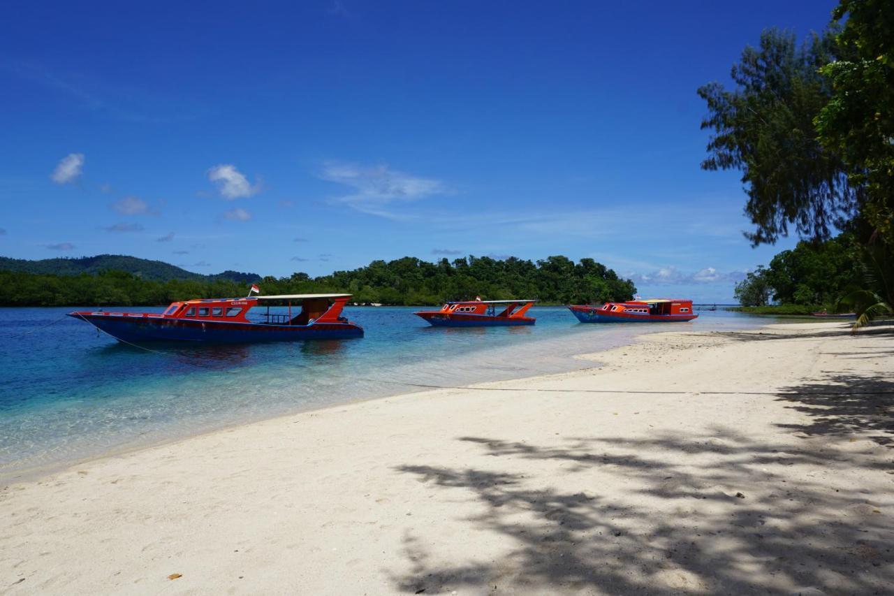 Blue Bay Divers Likupang Bangka Exterior foto